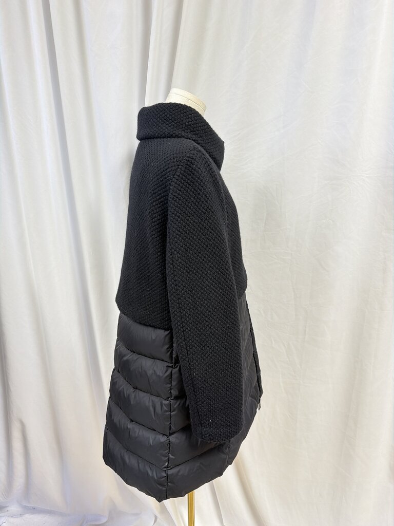 Herno Wool and Puffer Down Coat (able to attach a hood, not included)