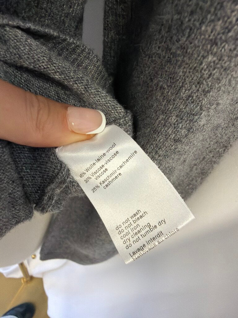 Akris Grey Wool/Cashmere Crewneck Sweater