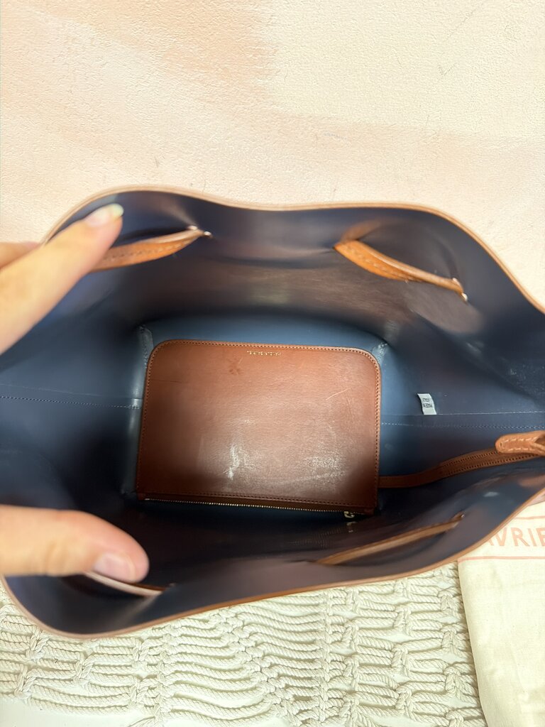 Mansur Gavriel Leather Bucket Shoulder Bag w/ Dustbag