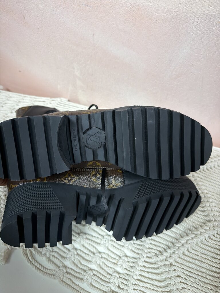 Louis Vuitton Monogram and Suede Desert Boot w/ Box & Dustbag