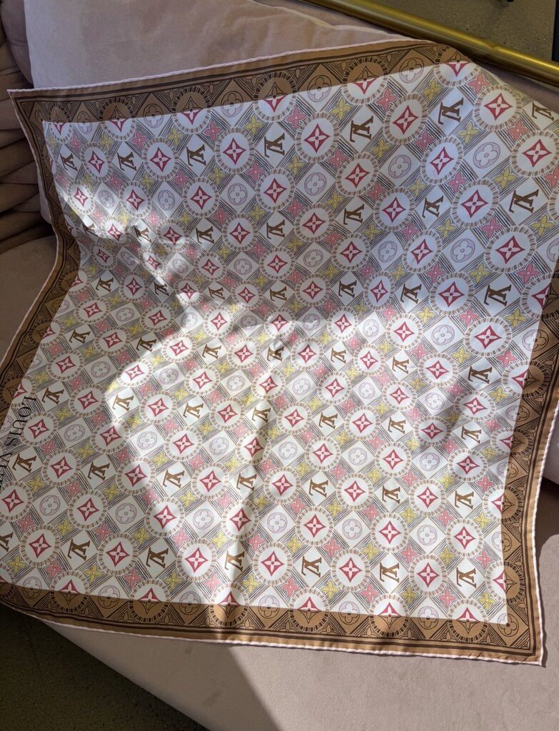 Raffle Ticket: Win a Louis Vuitton Scarf!