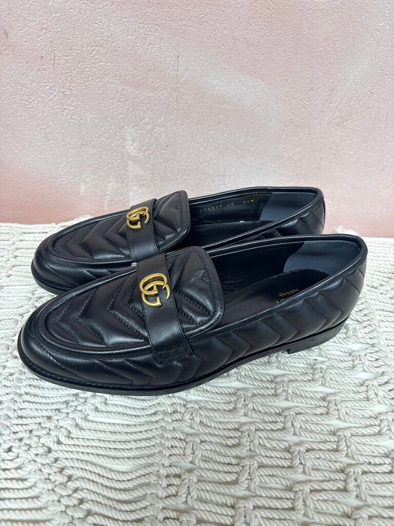 Gucci Marmont Quilted GG Loafers (Excellent Condition) w/box & dustbag