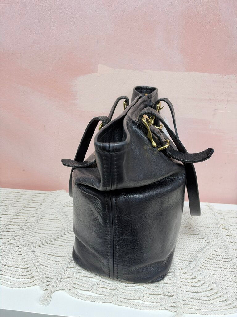 Fount Tote w/ Insert