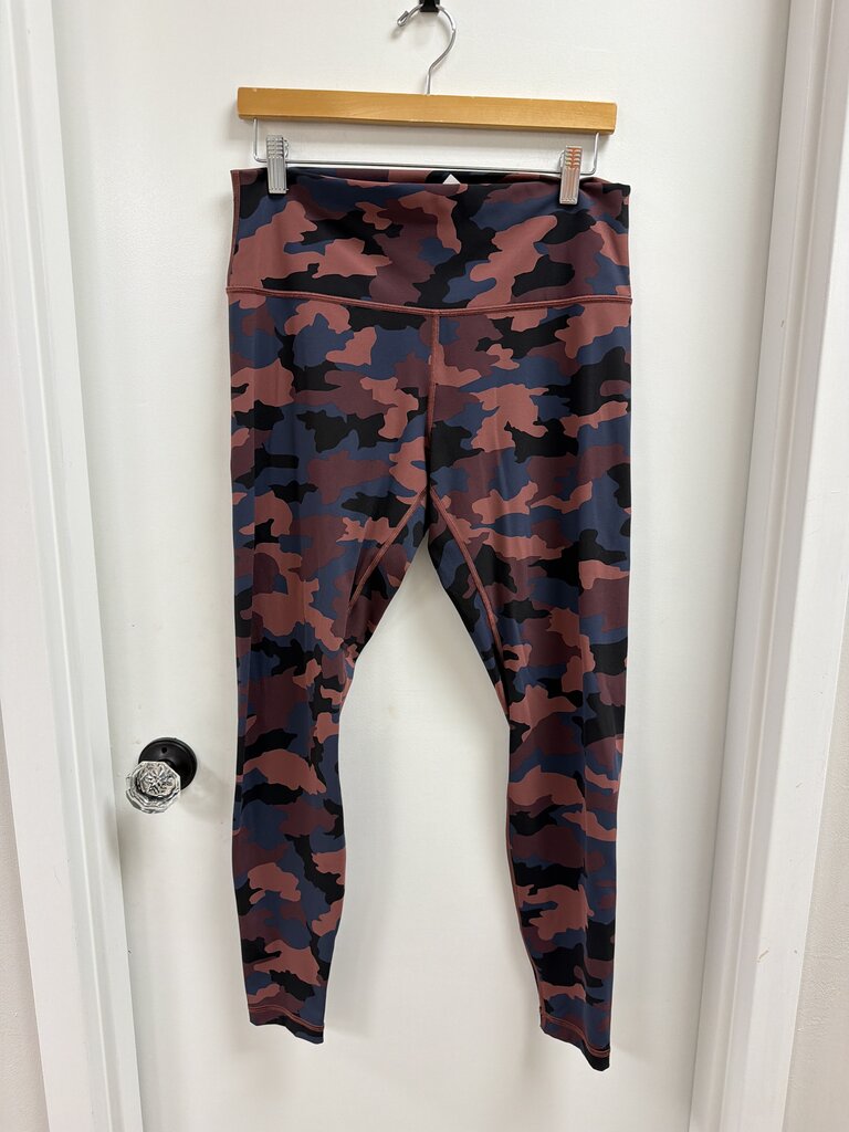 Lululemon Camo Legging