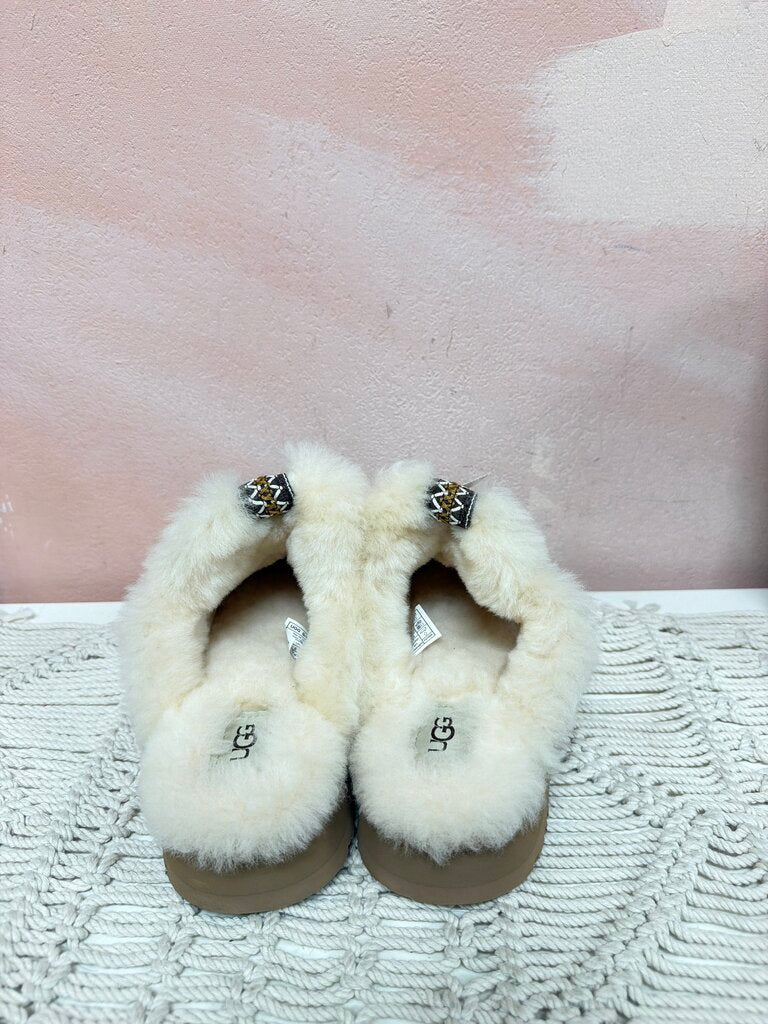 Ugg Fur Lined Laced Slipper