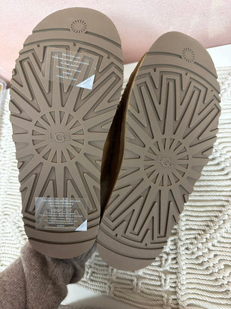 Ugg Fur Lined Laced Slipper
