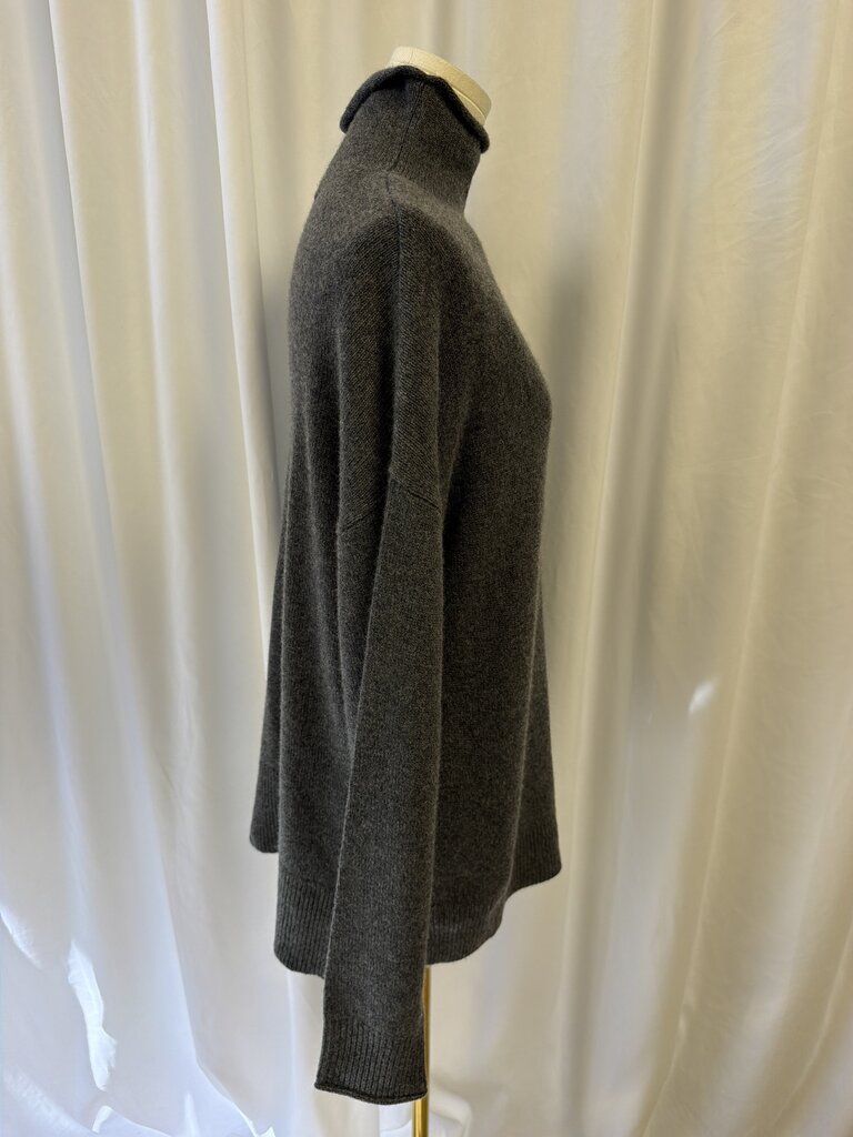 Theory "Slouchy TNK Roll" Cashmere Sweater NWT (Originally $425)