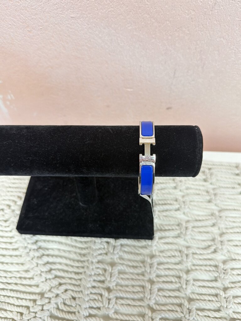 Hermes Clic Clac Enamel Bracelet PM w/ Box & Dustbag