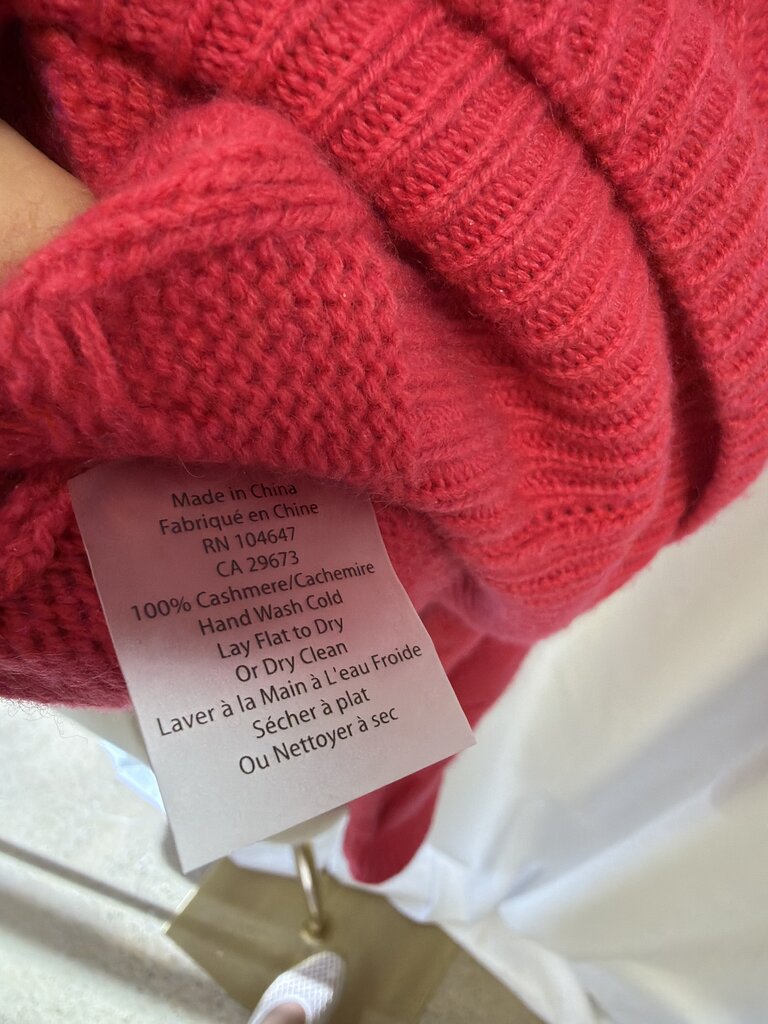 Kinross Cashmere Cable Knit Sweater