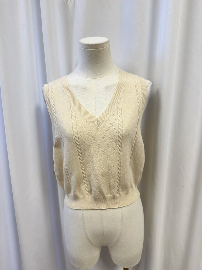 Sun.deh "Quinn" Cable Knit Vest NWT (Originally $68)