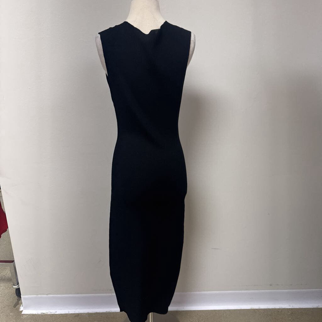 Gauge81 Black Ribbed Maxi Dress