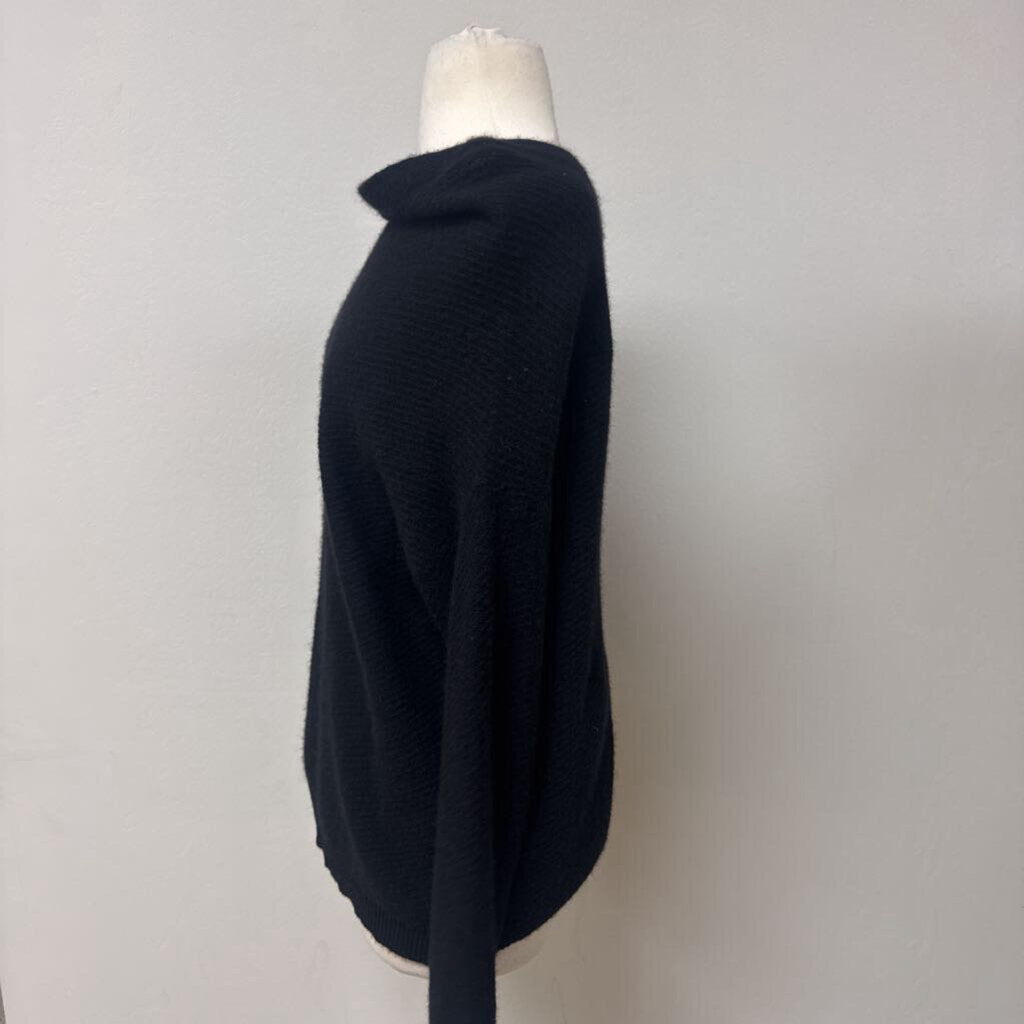 Cuyana Black Cashmere V-Neck Back Sweater