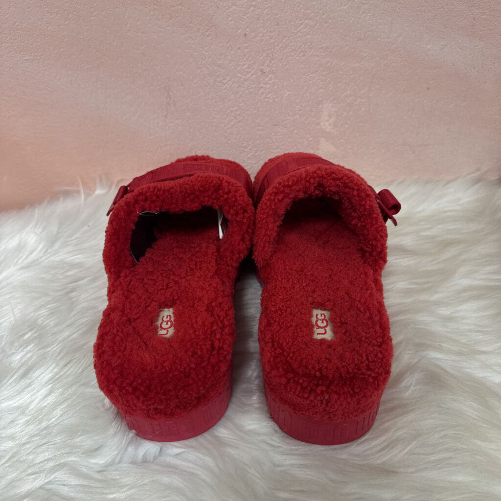 Ugg Red Fluffita Sandal