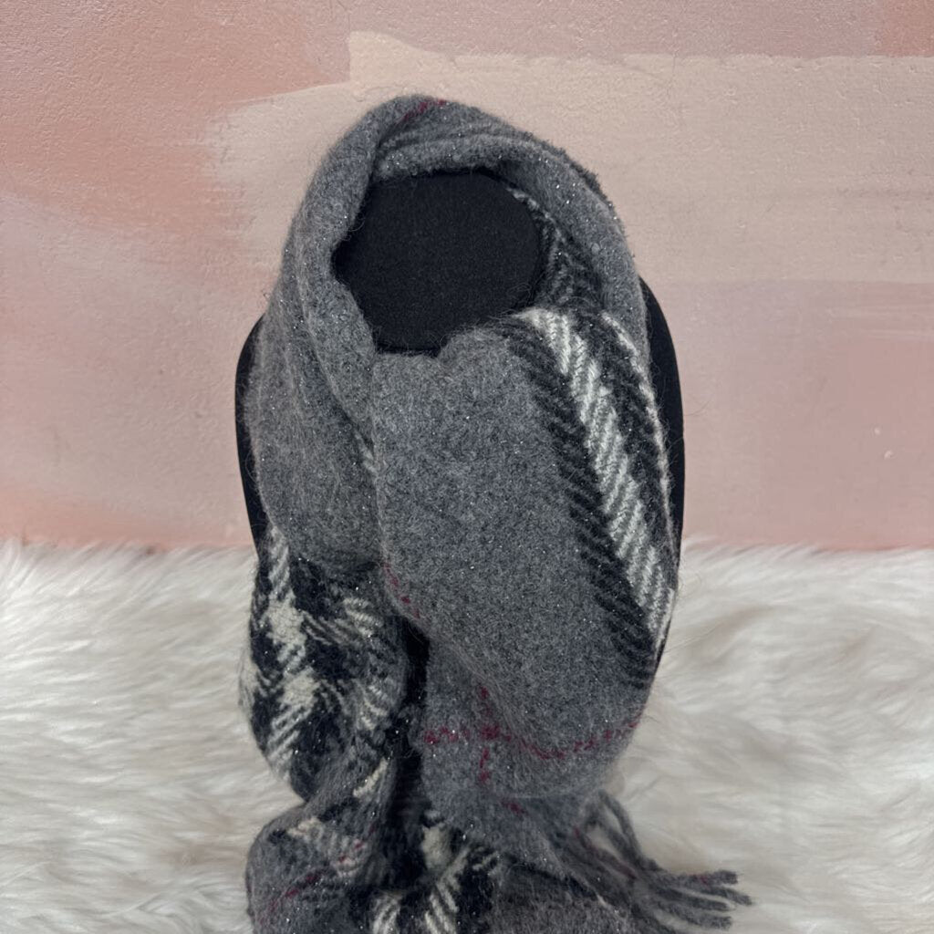 Burberry Grey Metallic Scarf